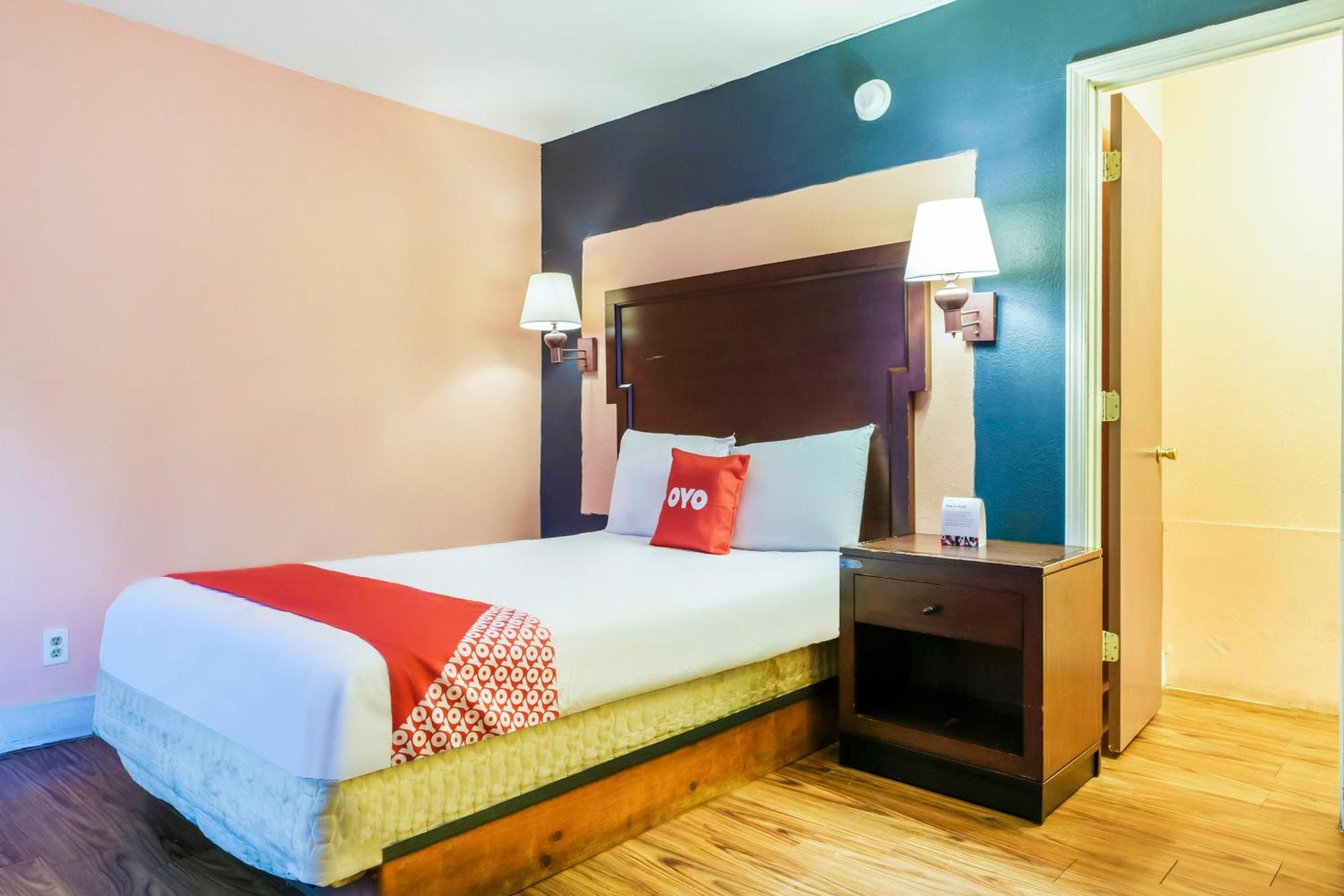 Oyo Hotel Myrtle Beach Kings Hwy Екстериор снимка