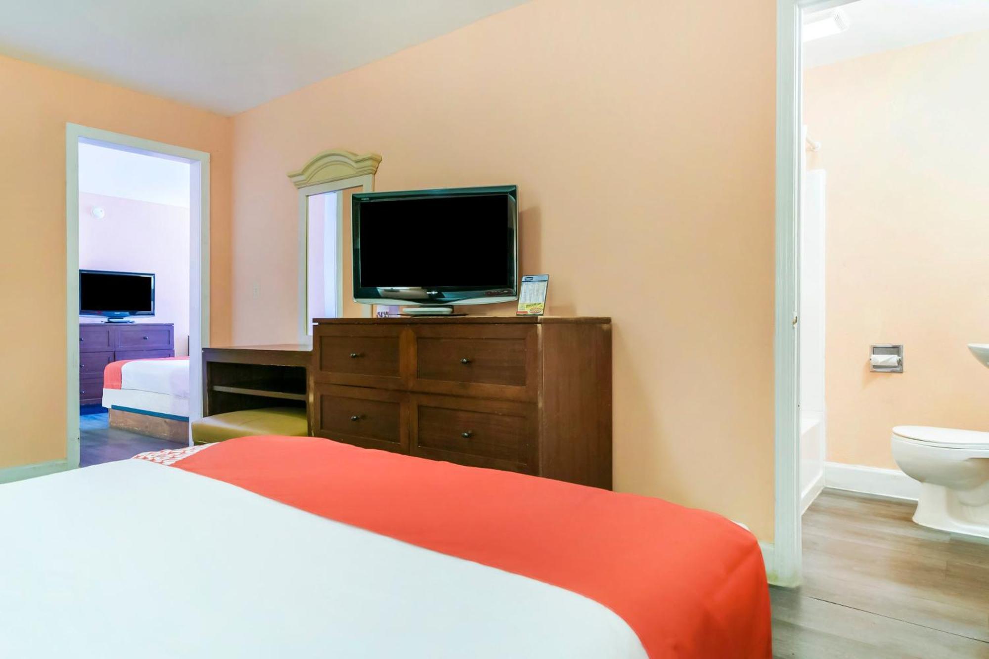 Oyo Hotel Myrtle Beach Kings Hwy Екстериор снимка